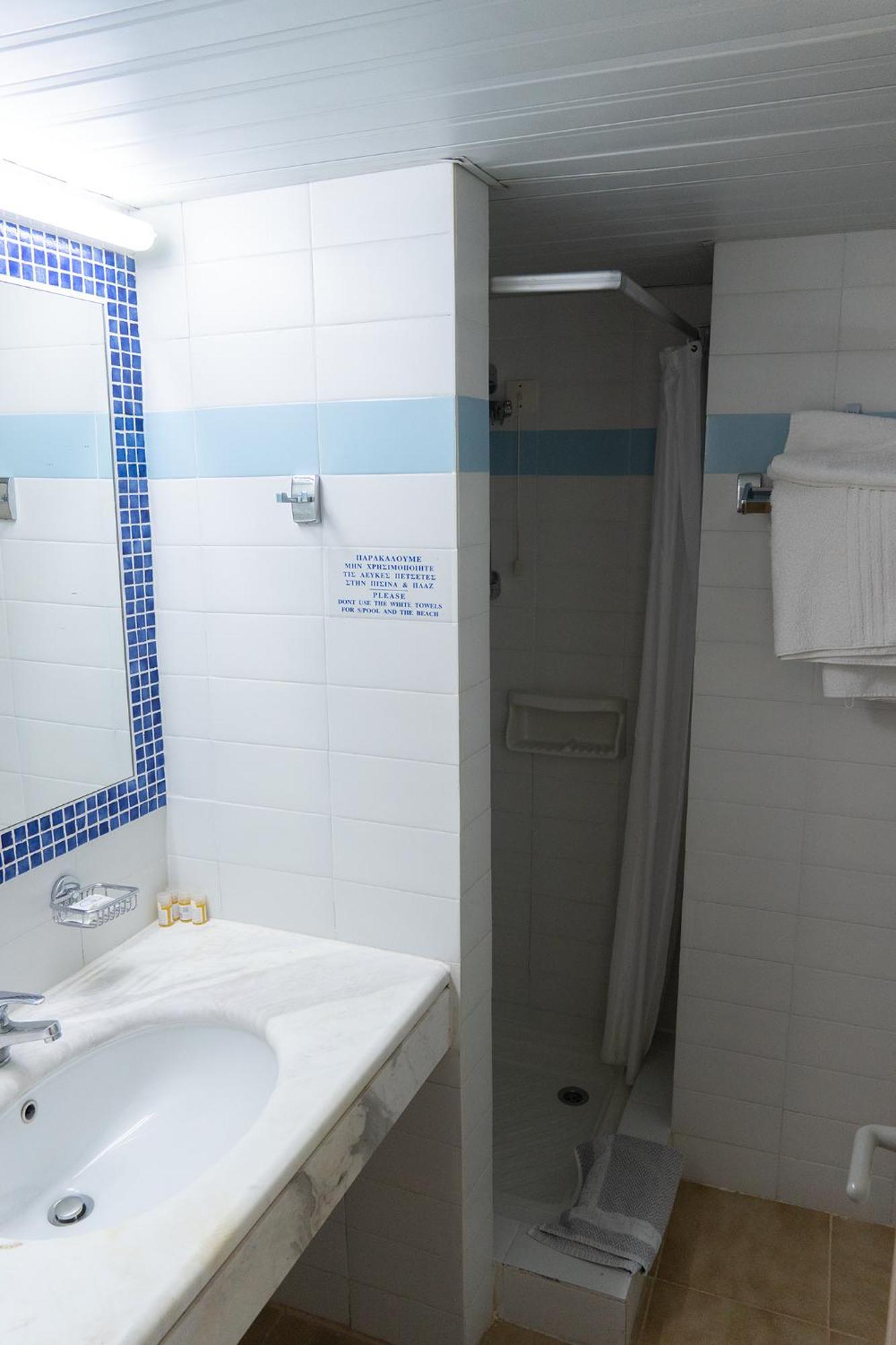 Apollon Suites Karystos  Exteriör bild